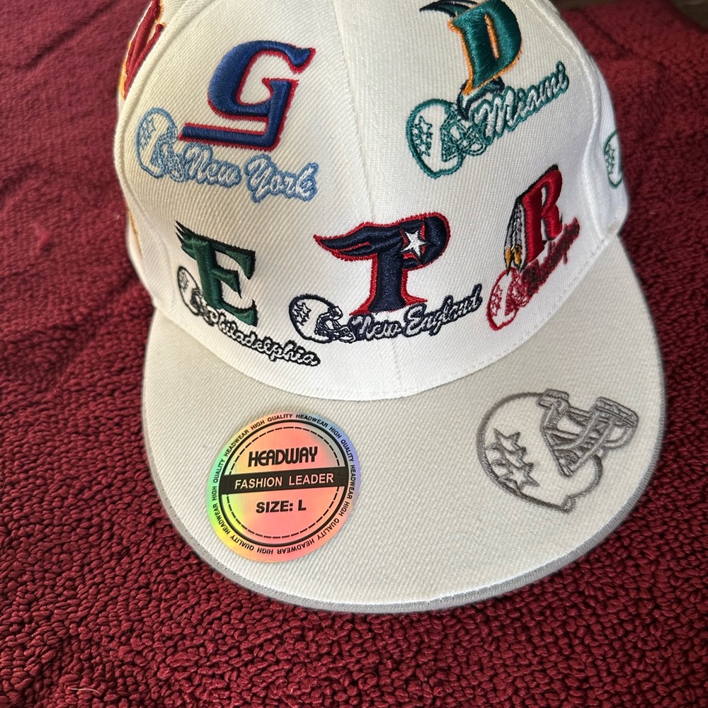 Hat - Picture 6 of 9
